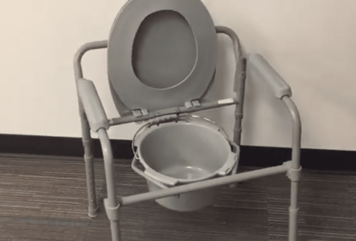 Using Your Commode